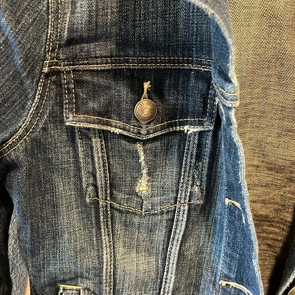 Articles of Society Los Angeles Distressed Medium Denim Jean Jacket - Picture 4 of 7
